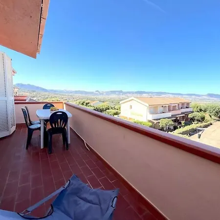 Charming Sea-view With Pool Apartment Badesi