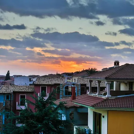 Apartamento Charming Sea-view With Pool