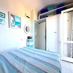 Charming Sea-view With Pool Apartmán