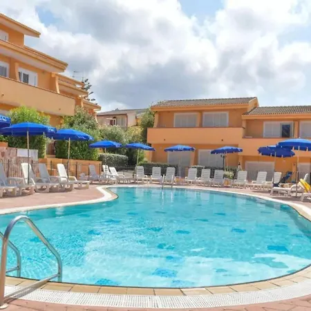 Charming Sea-view With Pool Appartement *